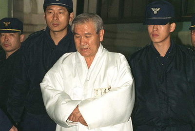 韓国・盧泰愚元大統領、死去 88歳