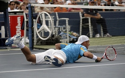 ユーズニー、逆転でヒューイット破り4回戦突破、全米オープン