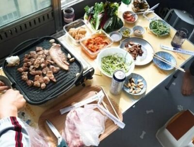 マンションのベランダで焼肉はOKなのか…「個人の自由」vs「迷惑」韓国で論争