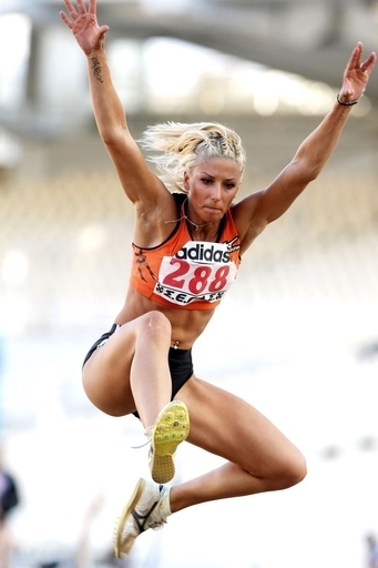 ギリシャの女子三段跳び選手、差別ツイートで五輪代表から除名