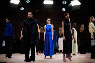 ジェイソン・ウーによる最後のコレクション、「ヒューゴ ボス」18/19年秋冬