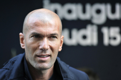 レアル会長、新指揮官人事は「ジダンが主導」