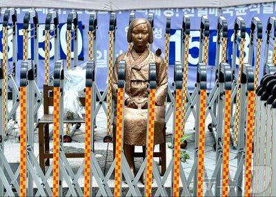 ソウル・女子高前の「少女像撤去デモ」禁止、理由は「学習権を侵害」…警察が保守系団体に通告