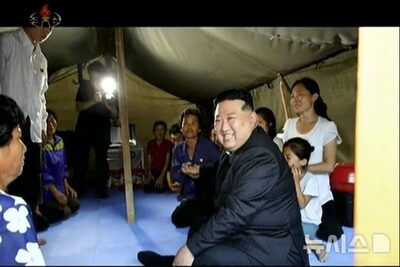 北朝鮮・経済停滞と自然災害で「金正恩氏の偶像化」に試練