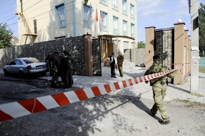 ウクライナ東部で爆発 分離派「共和国」の首脳選候補者が負傷