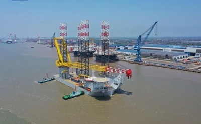 世界初3000トン級ジャッキアップ型風力発電施設設置作業船が試験航海 江蘇省