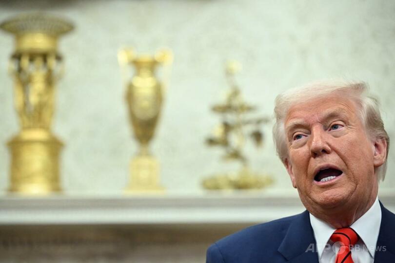 トランプ氏、国外追放差し止めをめぐり最高裁に圧力