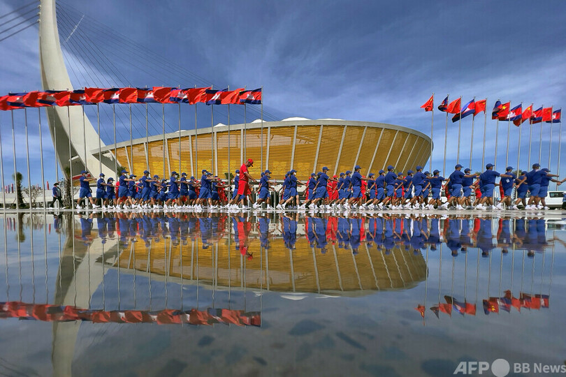 中国「一帯一路」提唱から10年、契約総額300兆円 政府白書