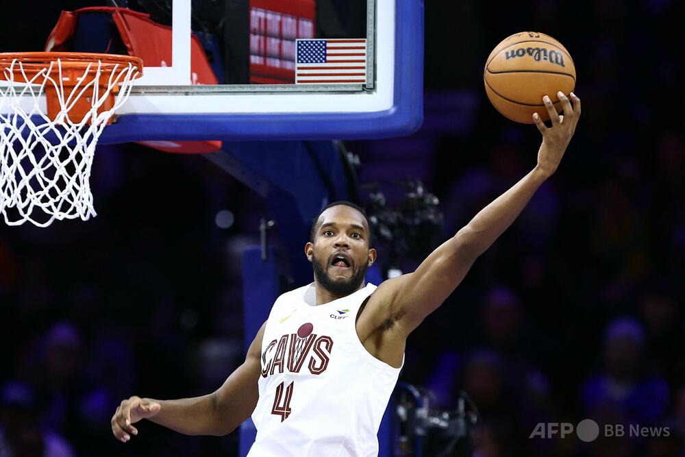 キャバリアーズのモブリー、NBA最優秀守備選手賞に選出 写真1枚 国際