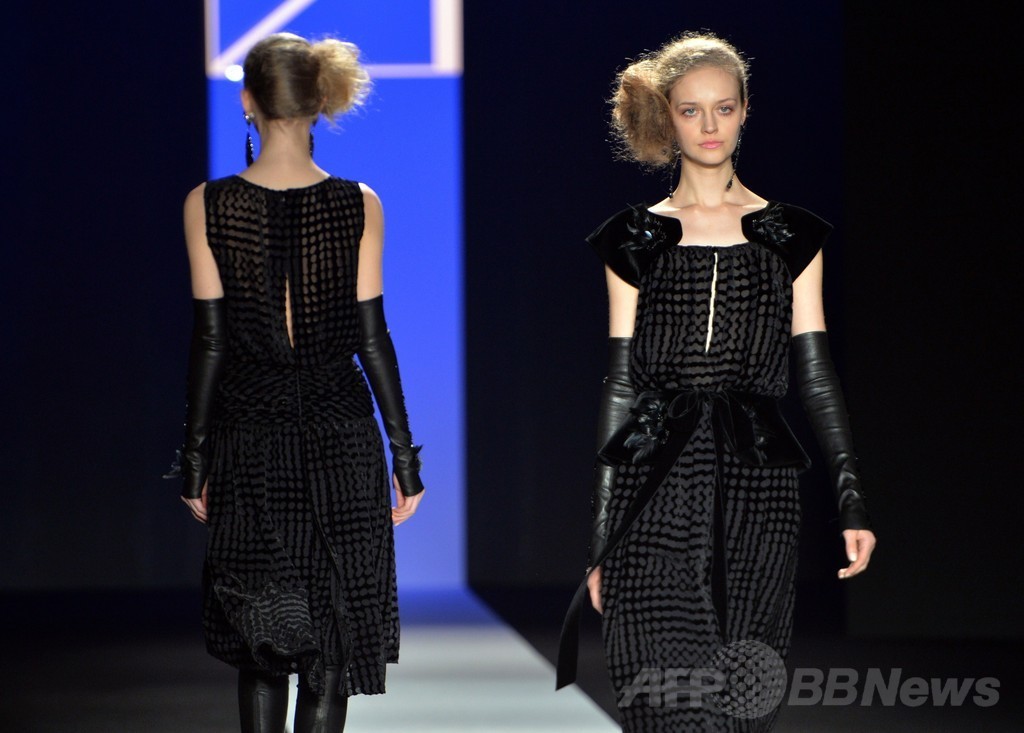 ＜14/15年秋冬東京コレクション＞タエ・アシダ