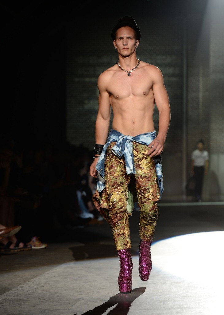 「ディースクエアード」17年春夏メンズ