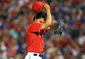 13MLB、テキサス・レンジャーズ（Texas Rangers）対ヒューストン・アストロズ（Houston Astros）。6回裏にヒューストン・アストロズのマット・ドミンゲス（Matt Dominguez）にソロ本塁打を浴びたテキサス・レンジャーズのダルビッシュ有（Yu Darvish、2013年9月24日撮影）。(c)AFP/Getty Images/Ronald Martinez