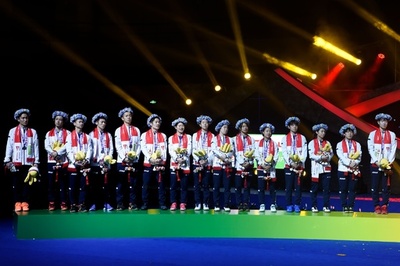 日本はスディルマン杯準優勝、中国に完敗