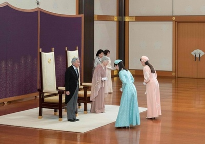 両陛下、60回目の結婚記念日