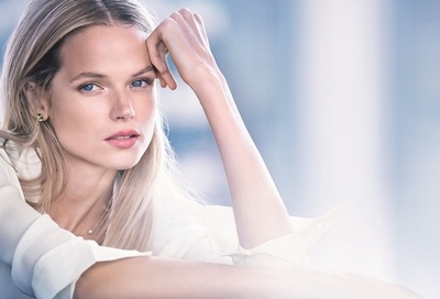 ツヤ肌に導く「エスティ ローダー」最新BBクリーム＆バーム