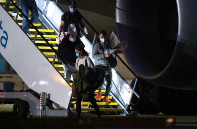 影響受ける選手は47人に、全豪チャーター機でコロナ陽性者