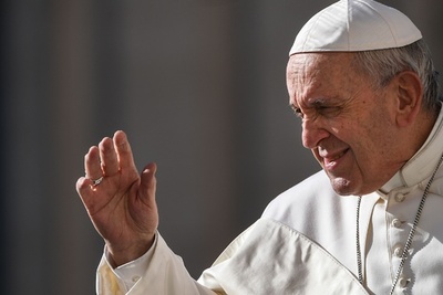 薬物と汚職は自転車競技の「価値損ねる」、ローマ法王が警鐘