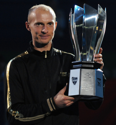 ダビデンコ ナダルを破りシーズン4勝目、上海マスタ－ズ