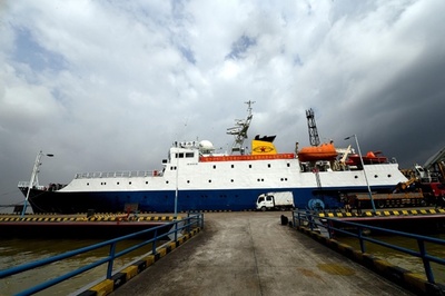「海洋6号」調査船が深海探査を終え帰港 中国・広州