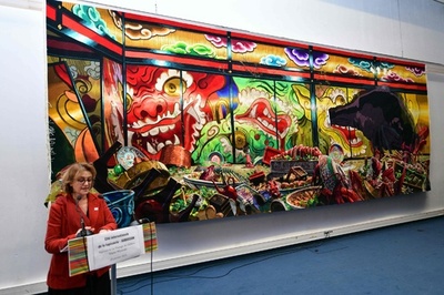 『千と千尋の神隠し』タペストリー、仏で公開