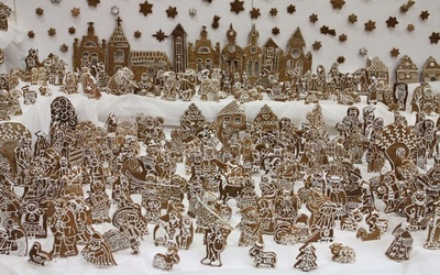 「キリスト生誕」、ジンジャーブレッド1806枚で表現 チェコ