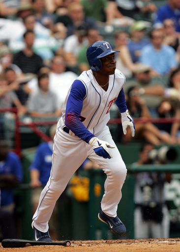 ＜07MLB＞レンジャーズ ブルージェイズに競り勝ち同一カード3連勝 - 米国