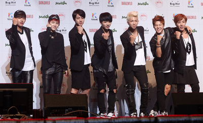 ヒップホップアイドルの「防弾少年団」、ファーストアルバムを発売