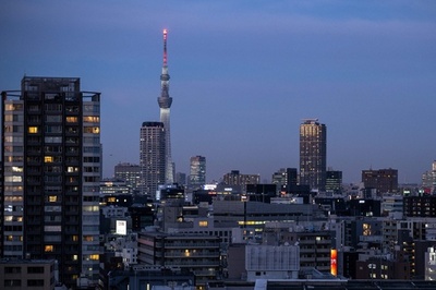Tokyo Skytree seen from Ginza