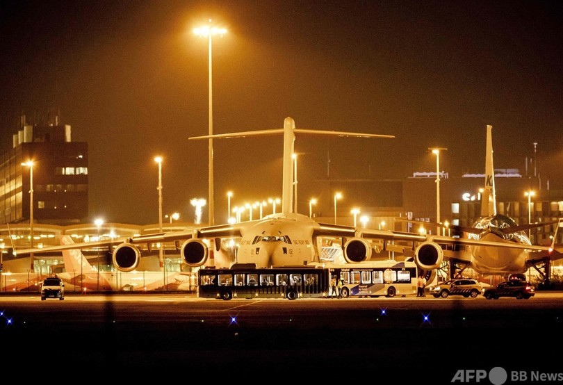 オランダのアフガン退避の航空機 オランダ人搭乗できず 写真4枚 国際ニュース Afpbb News