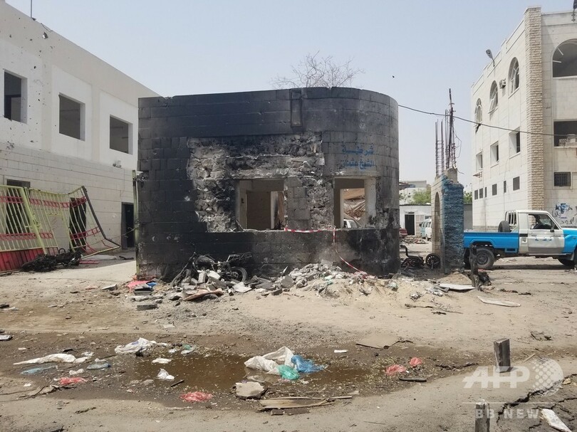 イエメン・アデンで攻撃相次ぐ、49人死亡