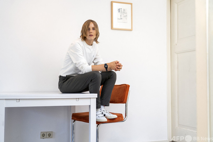 黒人詩人作品めぐり騒動、白人作家が翻訳辞退 オランダ