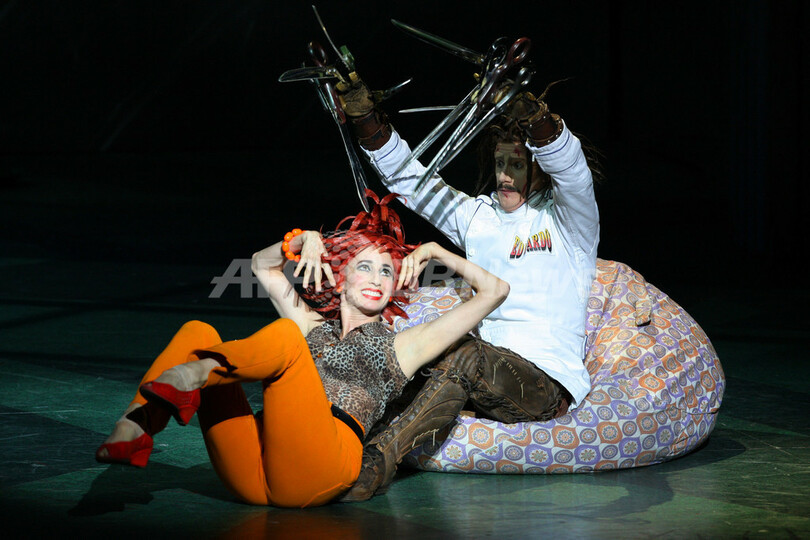 ダンス・ミュージカル『シザーハンズ』パリで上演