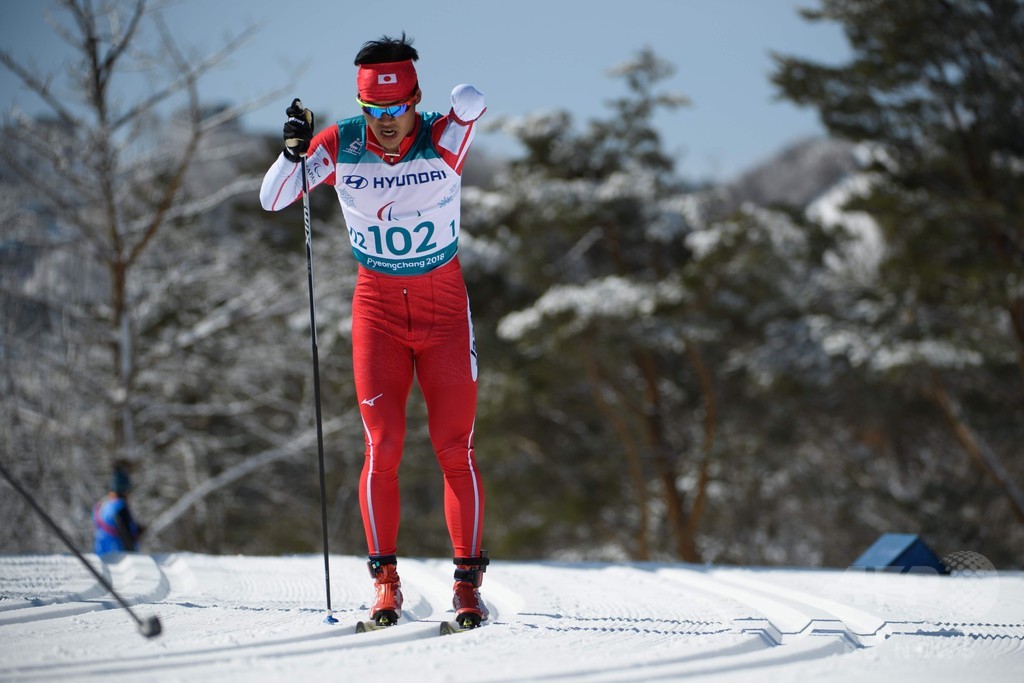 新田がクロカン10kmクラシカルで金メダル、平昌パラ 新田がクロカン10kmクラシカルで金メダル、平昌パラ