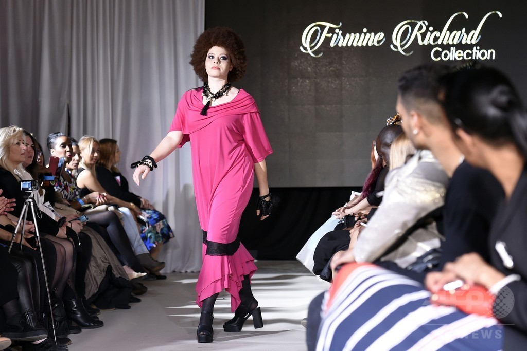 プラスサイズのファッションショー「パルプ ファッション・ウィーク」パリで開催