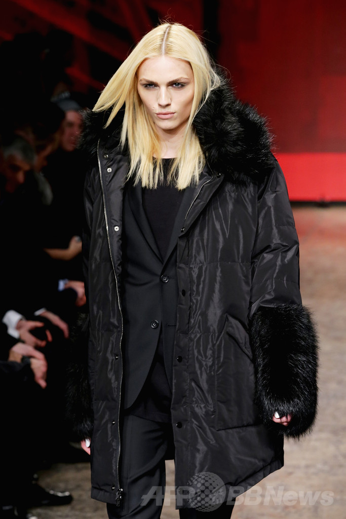 ＜14/15年秋冬NYコレクション＞DKNY