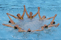 第15回世界水泳選手権（15th FINA World Championships）は22日、スペイン・バルセロナ（Barcelona）でシンクロナイズドスイミングのチームテクニカルルーティン（TR）決勝が行われ、ロシアが96.6点で金メダルに輝いた。

94.4点を記録したスペインが銀メダル、93.3点を記録したウクライナが銅メダルを獲得した。

演技に臨むスペインの選手（2013年7月22日撮影）。(c)AFP/JOSEP LAGO