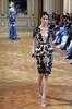 フランス・パリ市内で発表された「ズハイル・ムラド（Zuhair Murad）」13/14年秋冬オートクチュール・コレクション（2013年7月4日撮影）。(c)AFP/MIGUEL MEDINA