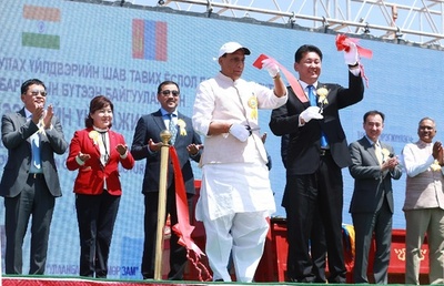 モンゴル初の製油所建設、インドが融資 石油製品のロシア依存脱却へ