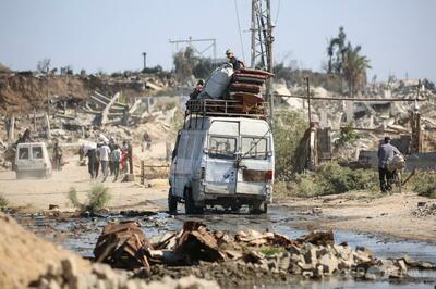 イスラエル軍がバスに砲撃、パレスチナ人一家9人が死亡