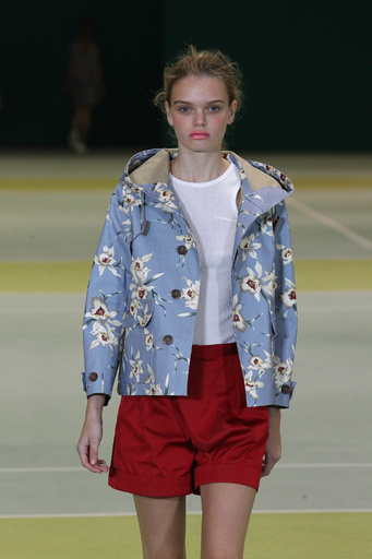 「ビューティフルピープル」15年春夏新作発表