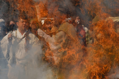 Nagatoro Hi-Matsuri, fire walking festival