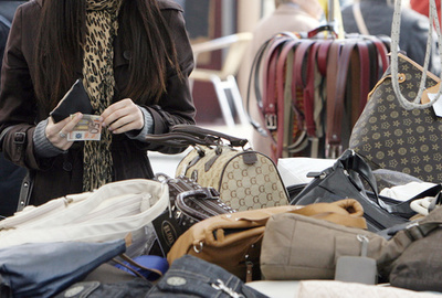 模造品・海賊版販売、中国など世界各地で依然横行 USTR