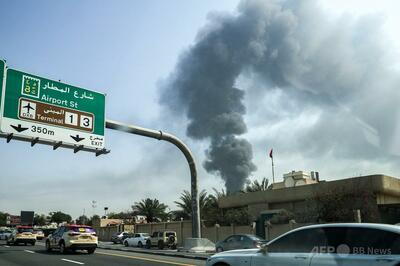 UAE、イラン人の入国を原則禁止 航空会社