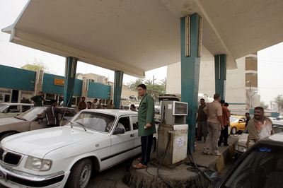 連日40度超の酷暑到来、石油不足で日常生活に支障 - イラク