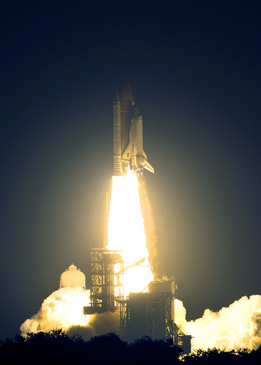 スペースシャトル「ディスカバリー」打ち上げ成功