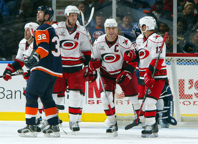 ハリケーンズ アイランダーズに8-3の快勝