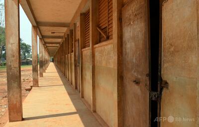 中央アフリカで生徒29人死亡、試験中の高校で爆発起きパニックに