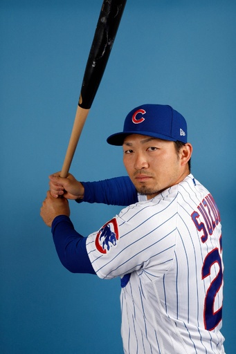 カブスの鈴木誠也、春季キャンプ恒例のフォトデーに参加