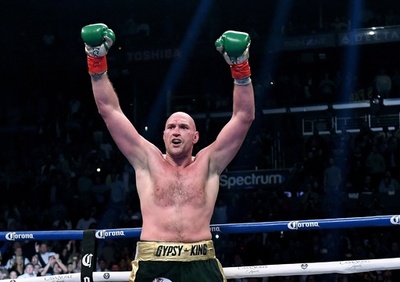 再戦望むフューリー、王者ワイルダーが「逃げ回る」と予想