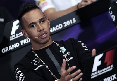 ハミルトンがメルセデスとの契約を3年延長